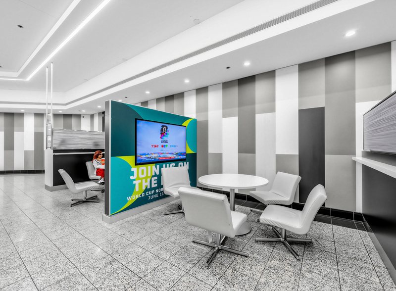 Tenant lounge and meeting area
