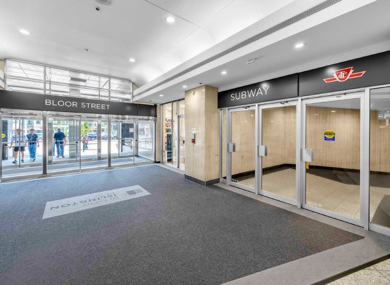 Islington Station entrance at Bloor Street